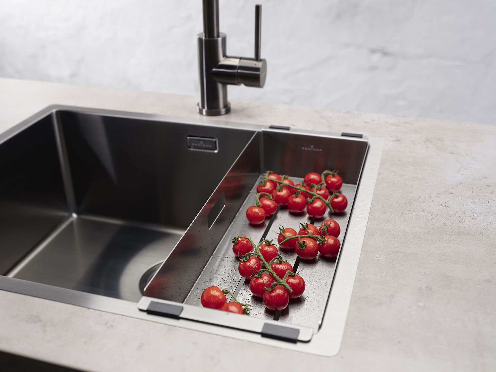 Reginox Colander Miami Gun Metal R30547