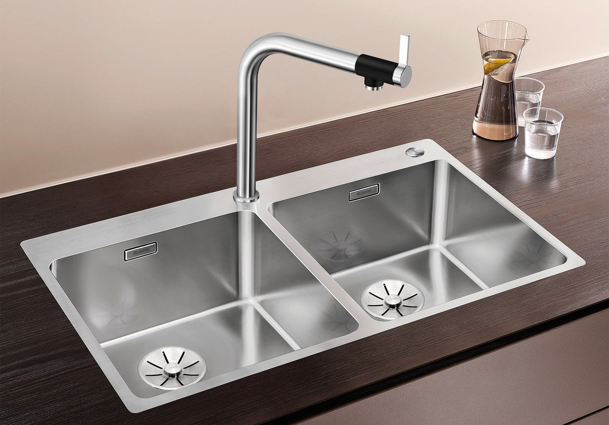 Évier Blanco Andano 400/400-IF/A inox installé dans une cuisine